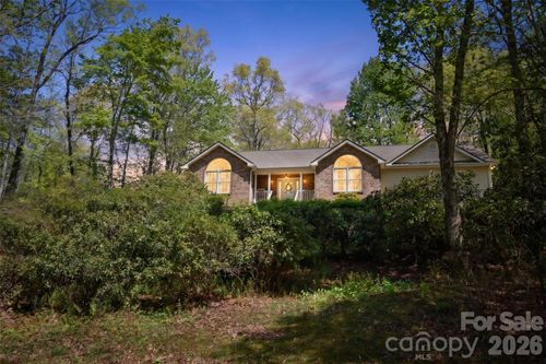 548 Thunder Rd, Brevard, NC, 28712-7566 | Card Image