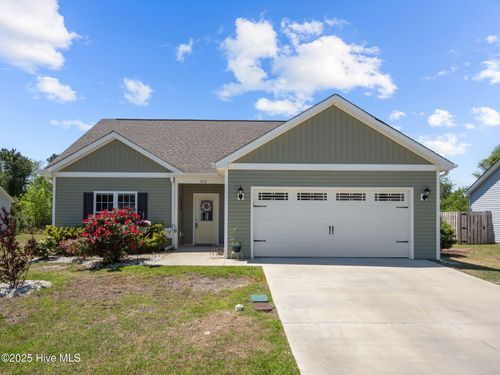 512 Hazelwood Dr, Holly Ridge, NC, 28445-7907 | Card Image
