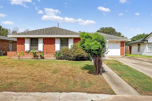 4637 Calvin Dr, Corpus Christi, TX, 78411-2814 | Card Image