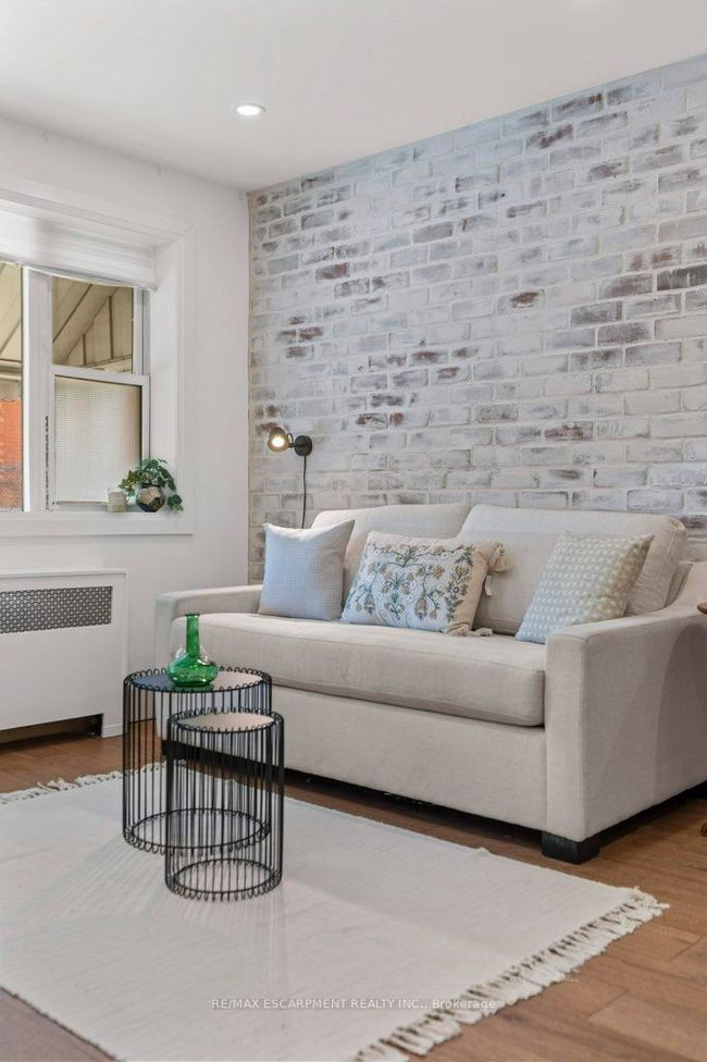5 - 137 Emerald St S, Condo with 1 bedrooms, 1 bathrooms and 1 parking in Hamilton ON | Image 24