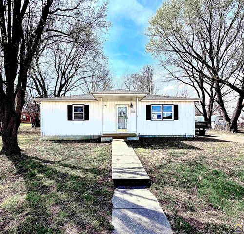 277 Main St, Harveyville, KS, 66431-9799 | Card Image