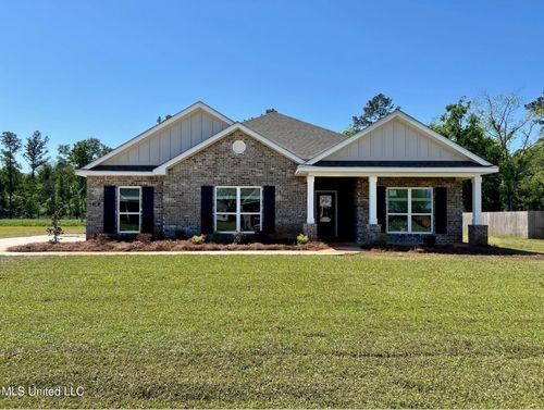 111 Firefly Dr, Lucedale, MS, 39452-5253 | Card Image