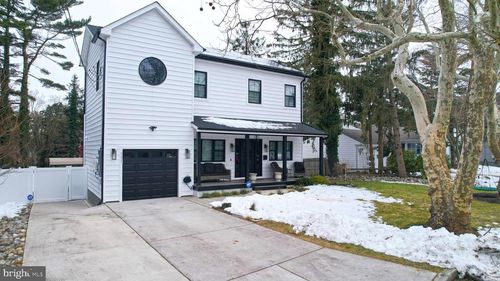 111 Cheltenham Ave, Linwood, NJ, 08221-2318 | Card Image