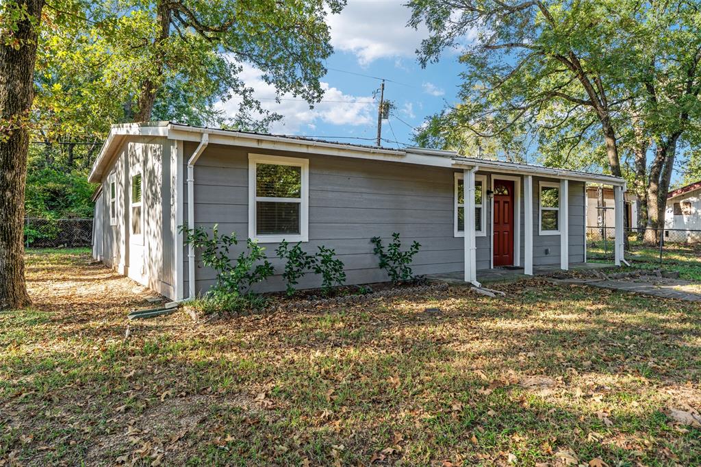 Ridgewood Dr, Tool, TX 75143