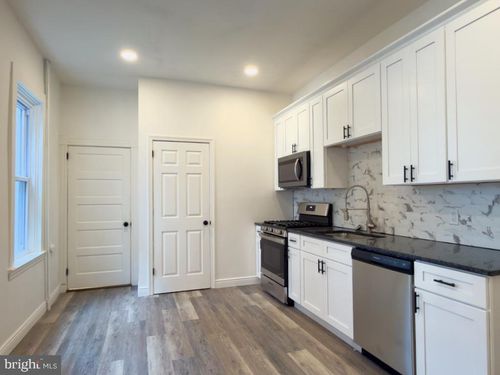 1-15 S Ann St, LANCASTER, PA, 17602-3725 | Card Image