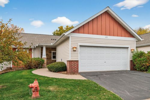 1099 Barclay St, Saint Paul, MN, 55106-2870 | Card Image