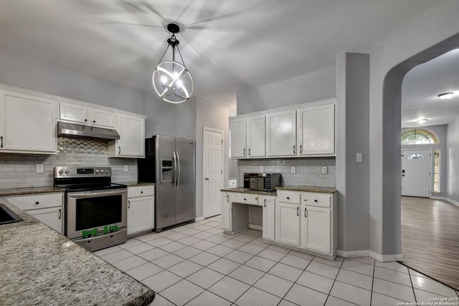 1947 Walter Raleigh, House other with 4 bedrooms, 2 bathrooms and null parking in Windcrest TX | Image 10