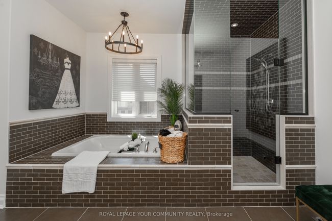 11 Little Marco Crt, House other with 6 bedrooms, 9 bathrooms and 9 parking in Maple ON | Image 17