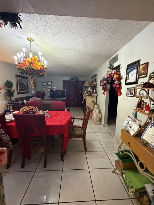 apt-3121-1810 W 56th St, Hialeah, FL, 33012-7315 | Card Image