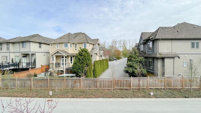 44 - 14541 Winter Crescent, Townhouse with 2 bedrooms, 2 bathrooms and 2 parking in Surrey BC | Image 11