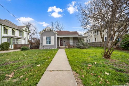 718 N Pine St, San Antonio, TX, 78202-2332 | Card Image