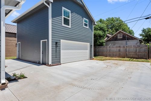 b-1123 S Delaware Pl, Tulsa, OK, 74104-4163 | Card Image