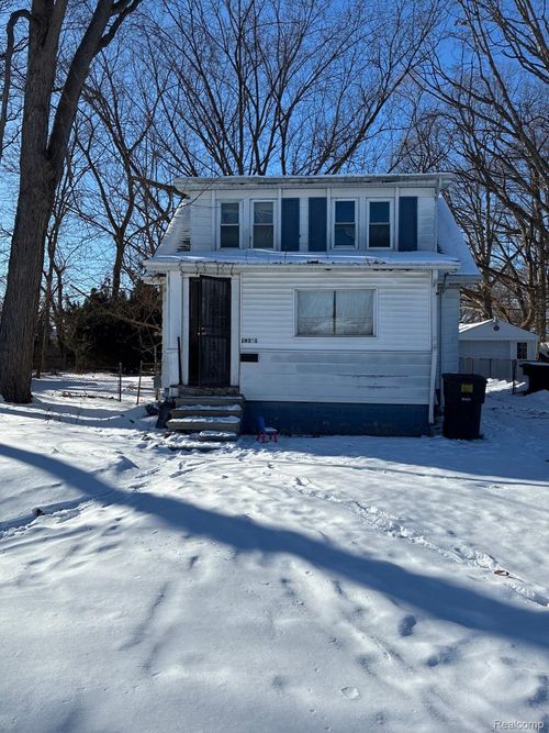 19321 Northrop St, Detroit, MI, 48219-5502 | Card Image