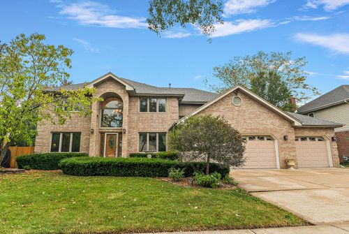 8036 Blarney Rd, Tinley Park, IL, 60477-6270 | Card Image