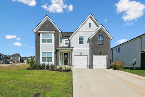 5200 Greentree Dr, Smyrna, TN, 37167-3648 | Card Image