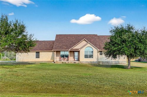 175 Creekwood Dr, Gonzales, TX, 78629-6364 | Card Image