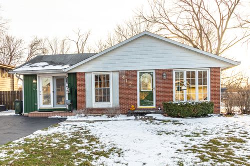 412 Northgate Rd, Lindenhurst, IL, 60046-8539 | Card Image