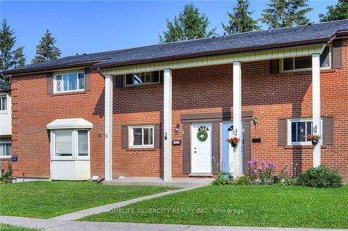 5-144 Jansen Ave, Kitchener, ON, N2A2L7 | Card Image