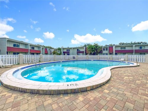 1861 Pine Cone Cir, CLEARWATER, FL, 33760-5350 | Card Image