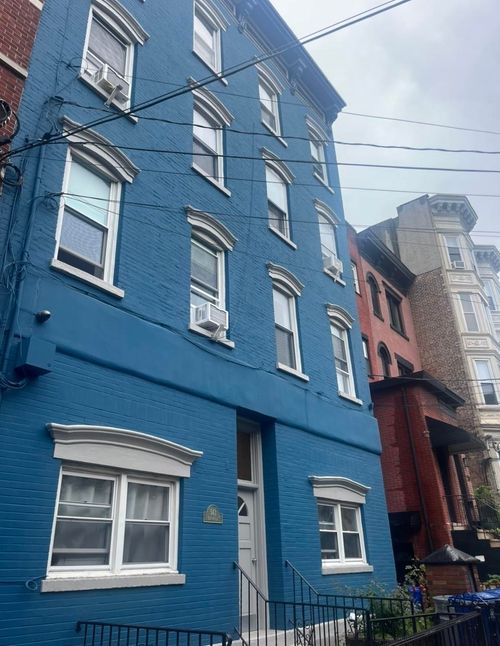 ste-1r-543 Bloomfield St, Hoboken, NJ, 07030-4925 | Card Image