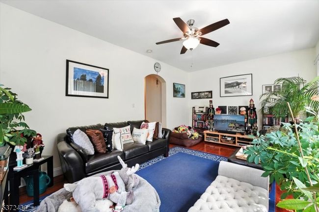 APT-3C - 5 Pomona Ave, Townhouse with 2 bedrooms, 1 bathrooms and null parking in Newark NJ | Image 8