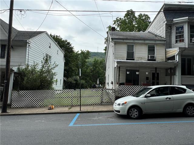 Spruce St, Tamaqua, PA 18252 #1