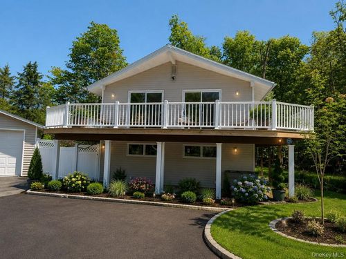 225 Upper Rd, Middletown, NY, 10940-7000 | Card Image