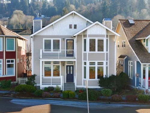 2889 Mill Pond Ln, Astoria, OR, 97103-3306 | Card Image