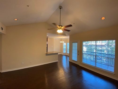 apt-2210-1919 Post Oak Park Dr, Houston, TX, 77027-3315 | Card Image