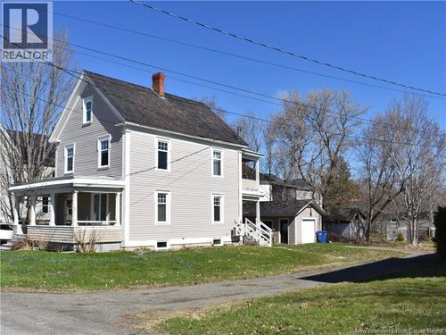 118 Victoria St, Woodstock, NB, E7M3A5 | Card Image