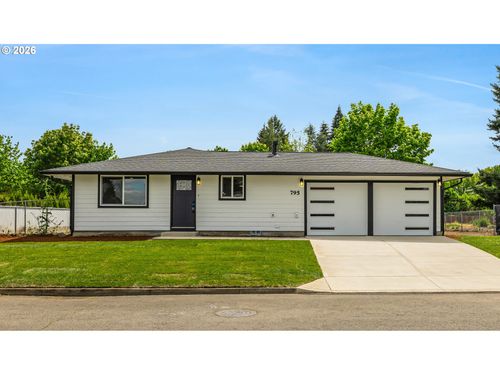 795 Nw 6th Ave, Canby, OR, 97013-3301 | Card Image