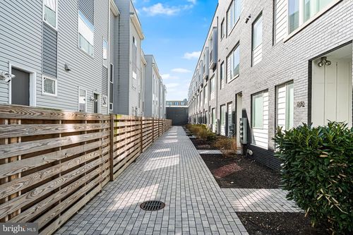 29a-1640 N 5th Ct, PHILADELPHIA, PA, 19122-2965 | Card Image