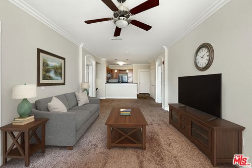 4404-24585 Town Center Dr, Valencia, CA, 91355 | Card Image