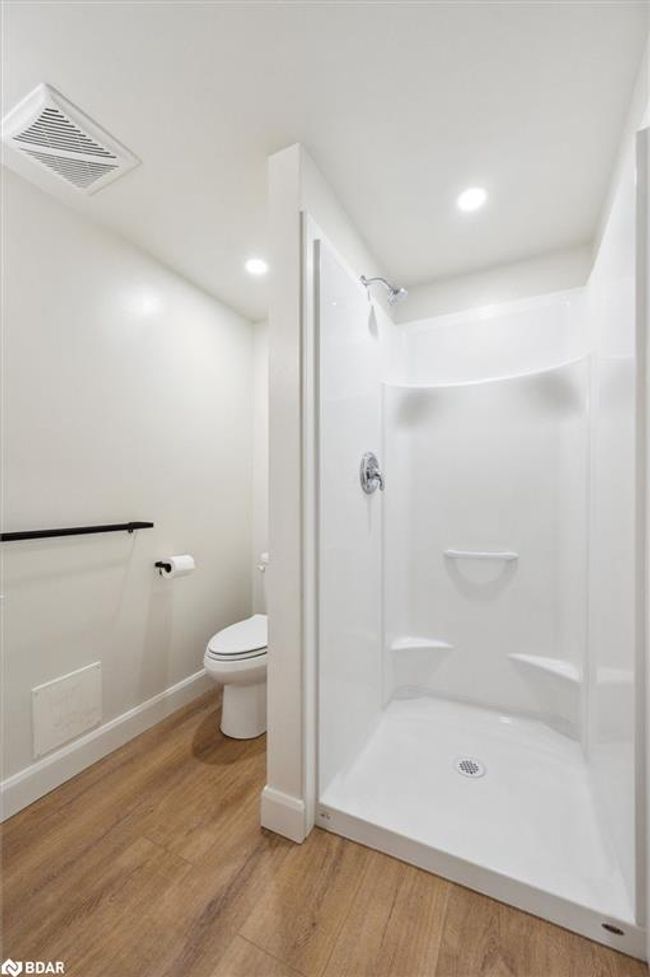 289 Houghton Ave S, House other with 3 bedrooms, 3 bathrooms and 5 parking in Hamilton ON | Image 33