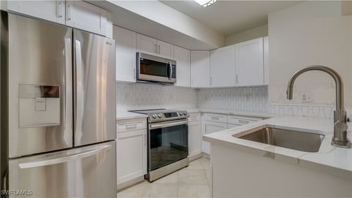 apt-403-4127 Residence Dr, FORT MYERS, FL, 33901-9226 | Card Image