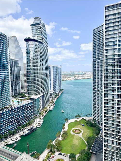 apt-3614-77 Se 5th St, Miami, FL, 33131-4092 | Card Image