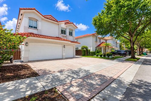 10873 Nw 71st St, Doral, FL, 33178-3758 | Card Image