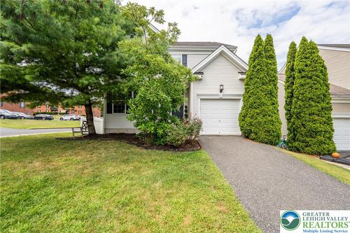 2426 S Wood St, Allentown, PA, 18103-5319 | Card Image
