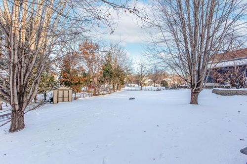 2339 Highwood Ave E, Maplewood, MN, 55119-5801 | Card Image