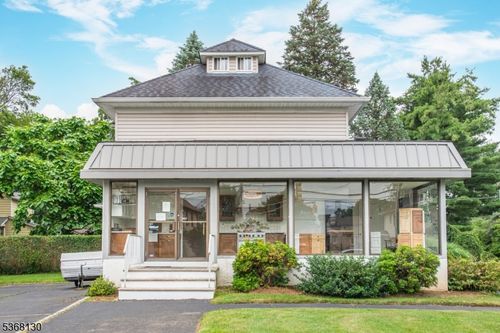 490 Us Highway 46, Kenvil, NJ, 07847-2697 | Card Image