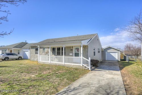 2720 Grand Ave, Joplin, MO, 64804-2711 | Card Image