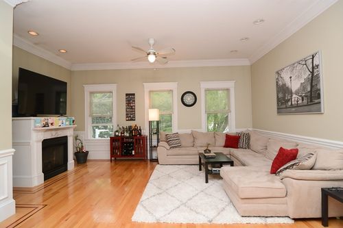 3-193 W 8th St, Boston, MA, 02127-7710 | Card Image