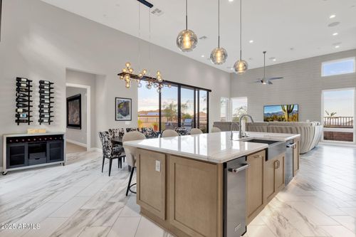 14395 N Valencia Dr, Fountain Hills, AZ, 85268-5112 | Card Image