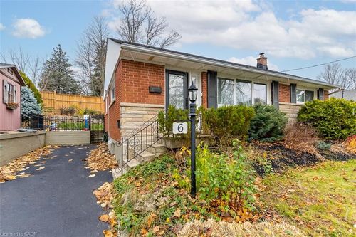 2-6 Dunning Crt, Dundas, ON, L9H4K6 | Card Image
