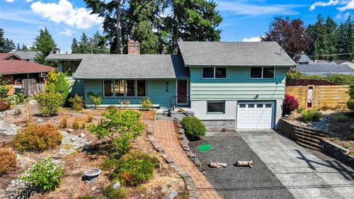 318 Ranger Dr Se, Olympia, WA, 98503-6727 | Card Image