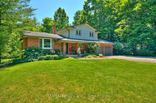 152 Merritt Rd, Welland, ON, L3B5N5 | Card Image