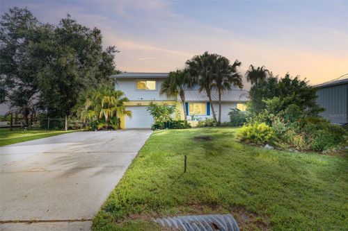 195 Summerset Dr, Punta Gorda, FL, 33982-8316 | Card Image
