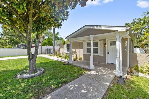 9314 N Ashley St, TAMPA, FL, 33612-7920 | Card Image