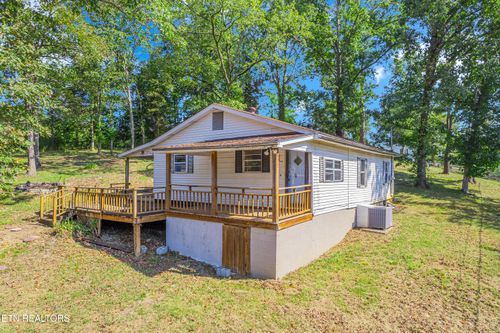 2323 Stock Creek Rd, Knoxville, TN, 37920-7549 | Card Image
