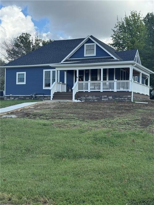 200 N Main St, Oregon, MO, 64473-9306 | Card Image